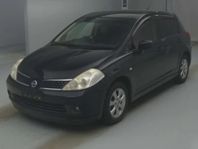 Nissan TIIDA  с аукциона в Японии