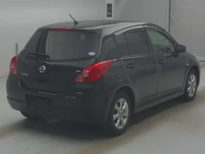 Nissan TIIDA  с аукциона в Японии