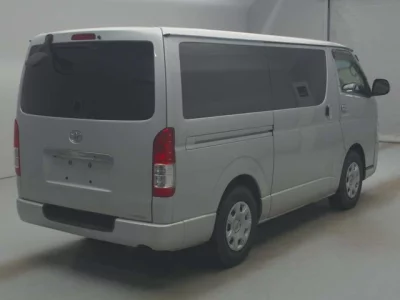 Toyota RegiusAce