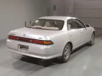 Toyota MARK II лот № 16 оценка R  с аукциона в Японии 1