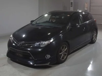 Toyota AURIS  с аукциона в Японии