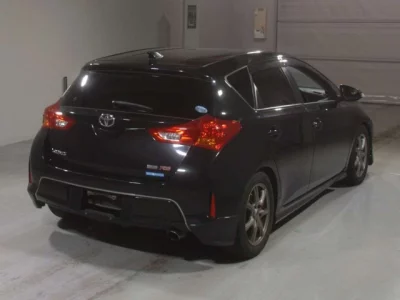 Toyota AURIS  с аукциона в Японии