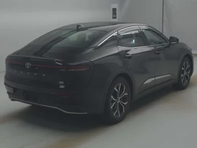 Toyota Crown Crossover