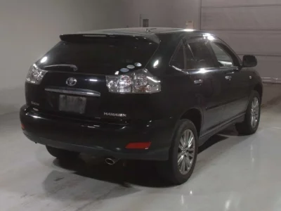 Toyota HARRIER  с аукциона в Японии