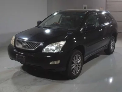 Toyota HARRIER  с аукциона в Японии