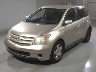 Toyota IST