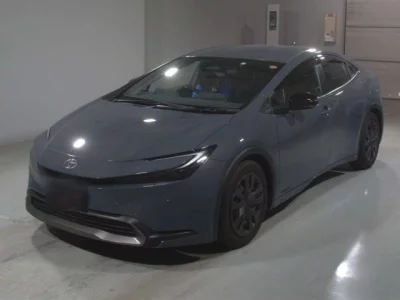 Toyota Prius  с аукциона в Японии