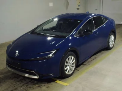 Toyota Prius  с аукциона в Японии