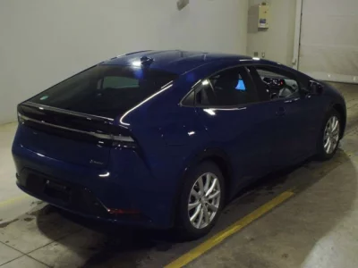 Toyota Prius  с аукциона в Японии