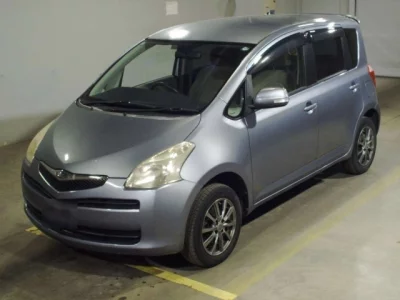 Toyota RACTIS  с аукциона в Японии