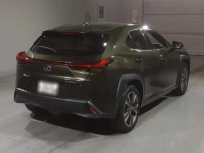 Lexus UX  с аукциона в Японии