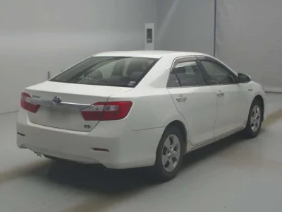 Toyota CAMRY  с аукциона в Японии