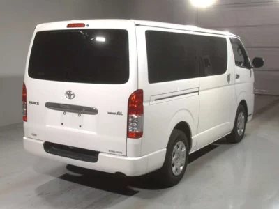 Toyota HiAce Van