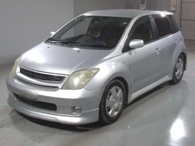 Toyota IST  с аукциона в Японии