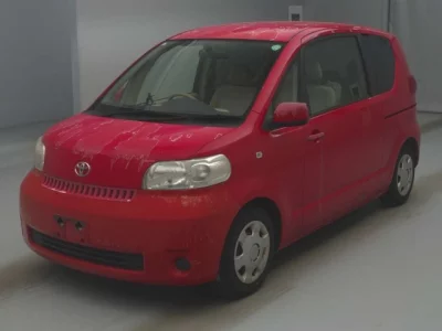 Toyota PORTE  с аукциона в Японии
