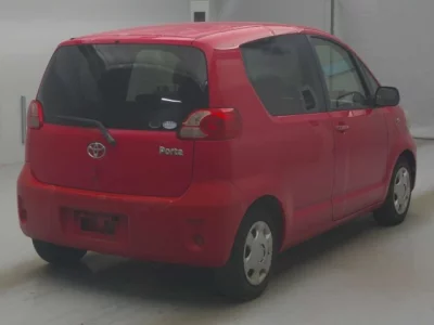 Toyota PORTE  с аукциона в Японии