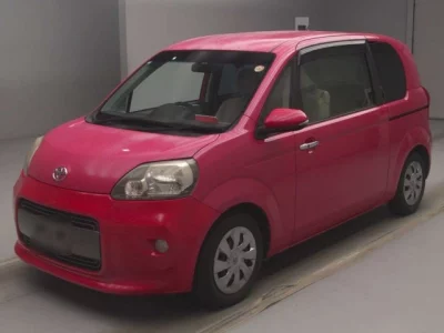 Toyota PORTE  с аукциона в Японии