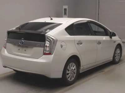 Toyota PRIUS PHV
