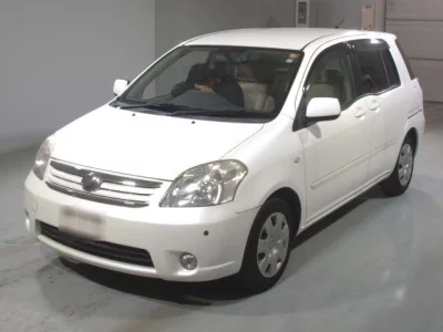 Toyota RAUM