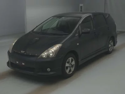 Toyota WISH  с аукциона в Японии