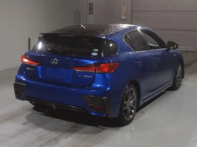 Lexus CT  с аукциона в Японии
