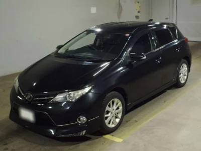 Toyota AURIS  с аукциона в Японии