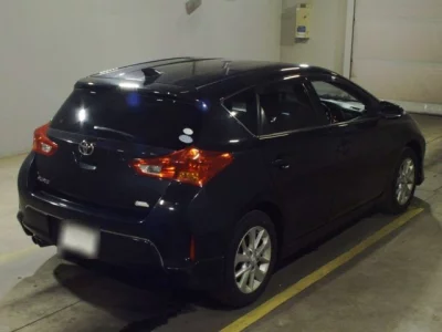 Toyota AURIS  с аукциона в Японии