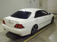 Toyota CROWN лот № 7276 оценка R  с аукциона в Японии 1