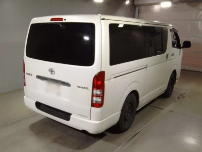 Toyota HiAce Van