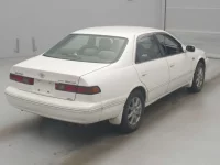 Toyota CAMRY лот № 77088 оценка R  с аукциона в Японии 1