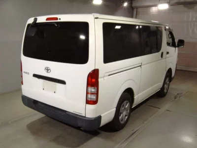 Toyota HIACE VAN  с аукциона в Японии
