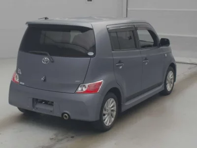 Toyota BB  с аукциона в Японии