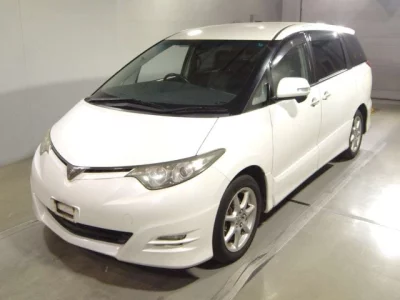 Toyota ESTIMA  с аукциона в Японии