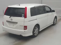 Toyota ISIS лот № 77022 оценка 3  с аукциона в Японии 1