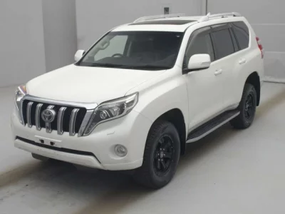 Toyota LAND CRUISER PRADO  с аукциона в Японии