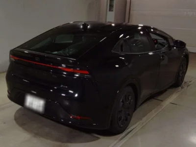 Toyota Prius  с аукциона в Японии