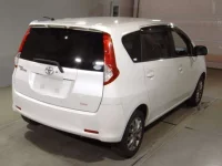 Toyota PASSO SETTE лот № 7066 оценка 3  с аукциона в Японии 1