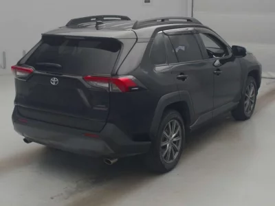 Toyota RAV4  с аукциона в Японии
