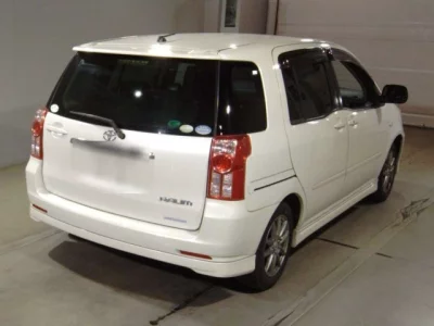 Toyota RAUM  с аукциона в Японии