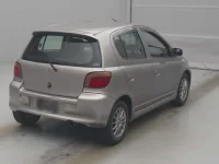 Toyota VITZ лот № 70057 оценка 3.5  с аукциона в Японии 1