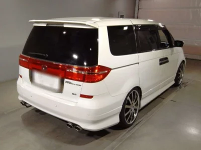 Honda ELYSION  с аукциона в Японии