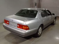 Toyota CELSIOR лот № 104 оценка 3.5  с аукциона в Японии 1