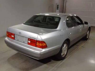 Toyota CELSIOR  с аукциона в Японии