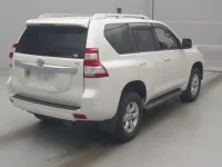 Toyota LAND CRUISER PRADO лот № 70230 оценка 3  с аукциона в Японии 1