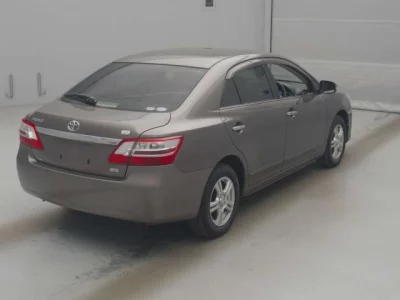 Toyota PREMIO  с аукциона в Японии