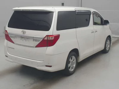 Toyota ALPHARD  с аукциона в Японии