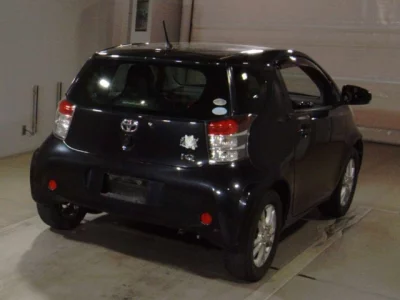 Toyota IQ  с аукциона в Японии