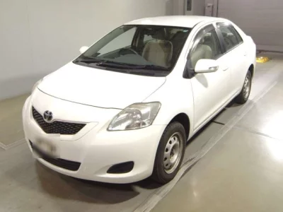Toyota BELTA  с аукциона в Японии