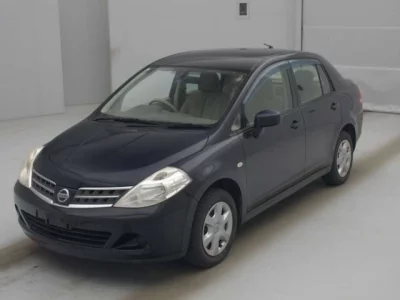 Nissan TIIDA LATIO