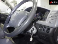 Toyota HIACE VAN лот № 20024 оценка R  с аукциона в Японии 4